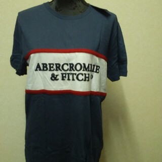 アバクロンビーアンドフィッチ(Abercrombie&Fitch)のAbercrombie & FitchのTシャツ♪(Tシャツ/カットソー(半袖/袖なし))