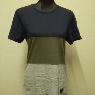 アバクロンビーアンドフィッチ(Abercrombie&Fitch)のAbercrombie & FitchのTシャツ♪(Tシャツ/カットソー(半袖/袖なし))