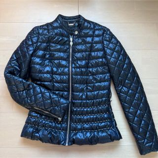 ゲス(GUESS)のGUESS ダウンジャケット(ダウンジャケット)