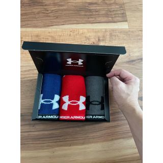 アンダーアーマー(UNDER ARMOUR)のUNDER ARMOUR（アンダーアーマー） タオルハンカチ 3枚セット(ハンカチ/ポケットチーフ)