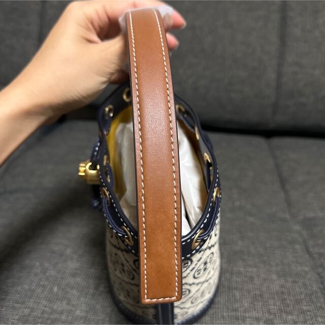 最後の値下げ24/7まで‼️トリーバーチ ミニバケットバッグ