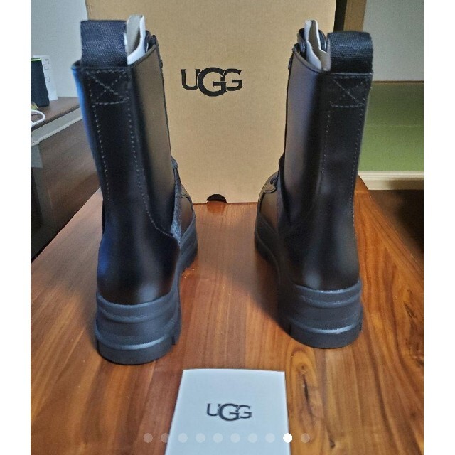 【新品】UGG 防水　本革レザーブーツ　ブラック　25.0cm 8