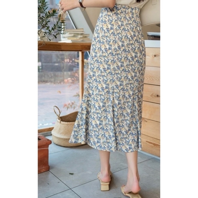 花柄　マーメイドロングスカート レディースのスカート(ロングスカート)の商品写真