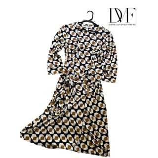 ダイアンフォンファステンバーグ(DIANE von FURSTENBERG)のダイアンフォンファステンバーグ　総柄　ワンピース　シルク100% Mサイズ相当(ロングワンピース/マキシワンピース)