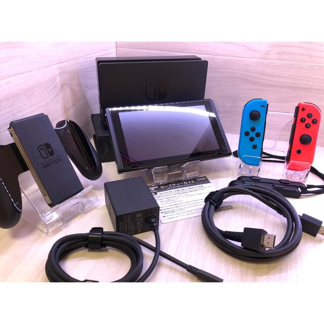 準美品！おまけ付き！完全品ですぐに遊べるNintendo Switch本体一式 ...