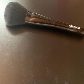 シャネル(CHANEL)のCHANEL✨ パンソー ブラッシュ N°110 (チーク/フェイスブラシ)