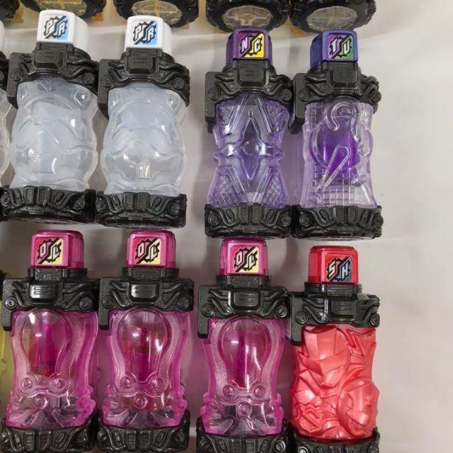 仮面ライダービルド DXフルボトル 50個セット まとめ売り