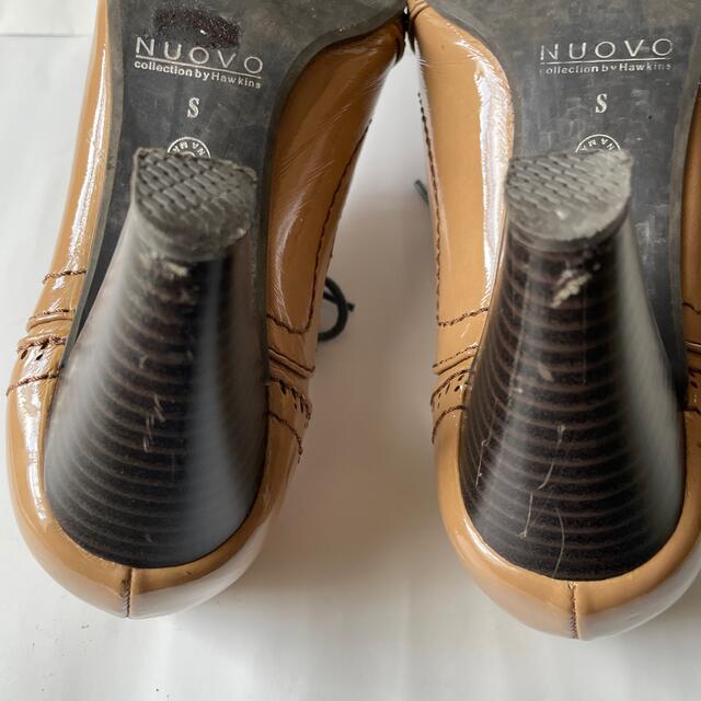 レディス　エナメル靴　Ｓサイズ　ベージュ レディースの靴/シューズ(ハイヒール/パンプス)の商品写真