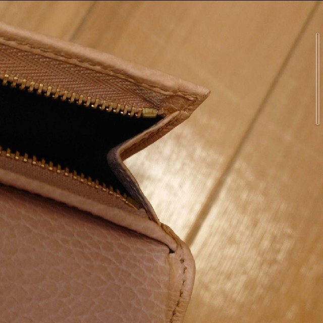 Gucci(グッチ)のGUCCI　二つ折り財布 レディースのファッション小物(財布)の商品写真