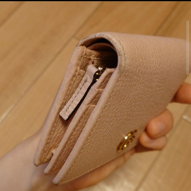 Gucci(グッチ)のGUCCI　二つ折り財布 レディースのファッション小物(財布)の商品写真
