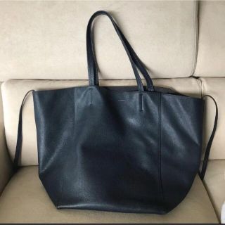 セリーヌ(celine)のmoyoco様専用　美品！セリーヌ ファントム カバ ネイビー トート(ショルダーバッグ)