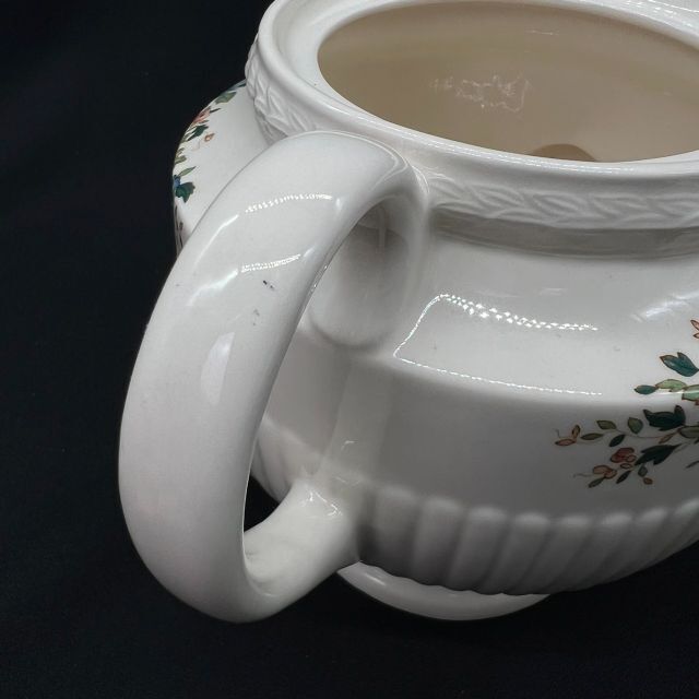 WEDGWOOD(ウェッジウッド)の美品☆ウェッジウッド　コンウェイ　ティーポット　ヴィンテージ インテリア/住まい/日用品のキッチン/食器(食器)の商品写真