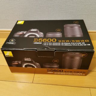 Nikon D5600 ダブルズームキット(デジタル一眼)