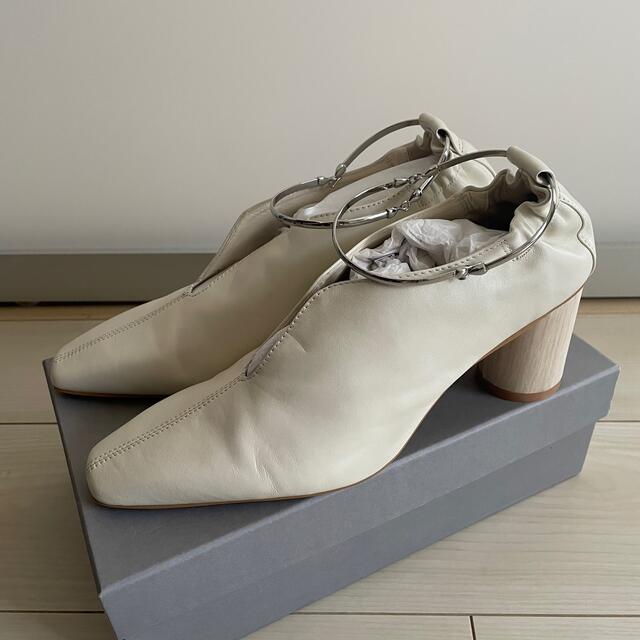 FRAY I.D ディープカットパンプス 半額商品 32%割引 noxcapital.de
