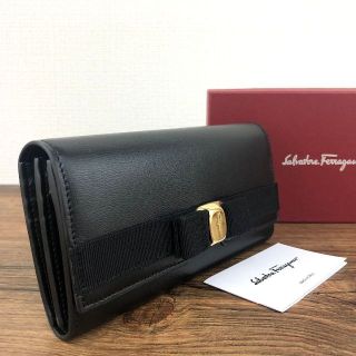 サルヴァトーレフェラガモ(Salvatore Ferragamo)の極美品 Salvatore Ferragamo 長財布 22E008 480(財布)