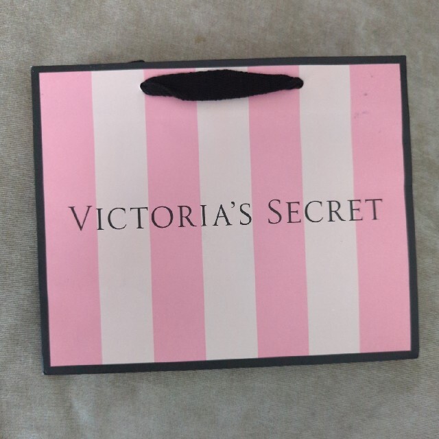 Victoria's Secret(ヴィクトリアズシークレット)のシン0518様専用 レディースのファッション小物(ハンカチ)の商品写真