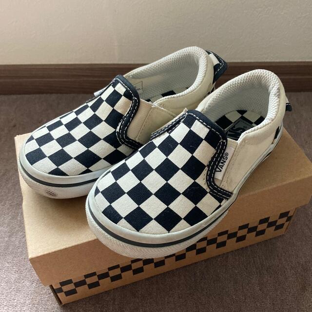 VANS(ヴァンズ)のVANS  BK/WH スリッポン　17cm キッズ/ベビー/マタニティのキッズ靴/シューズ(15cm~)(スリッポン)の商品写真