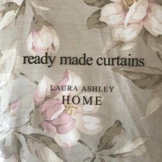 ローラアシュレイ(LAURA ASHLEY)のローラアシュレイ　レディメイドカーテン　(カーテン)