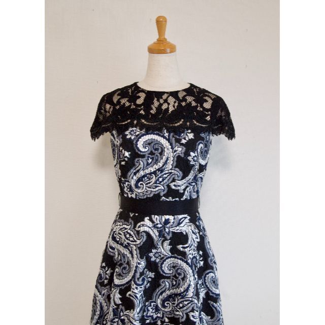 ワンピース╦ TADASHI SHOJI - TADASHI SHOJI ワンピース 「0」7号