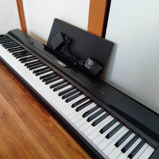 カシオ(CASIO)の【美品】CASIO PX-330BK 電子ピアノ Privia 送料無料(電子ピアノ)