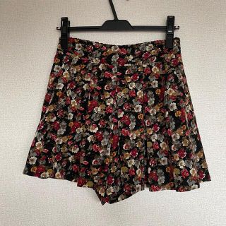 マジェスティックレゴン(MAJESTIC LEGON)の花柄 キュロット ショートパンツ　マジェスティックレゴン(キュロット)