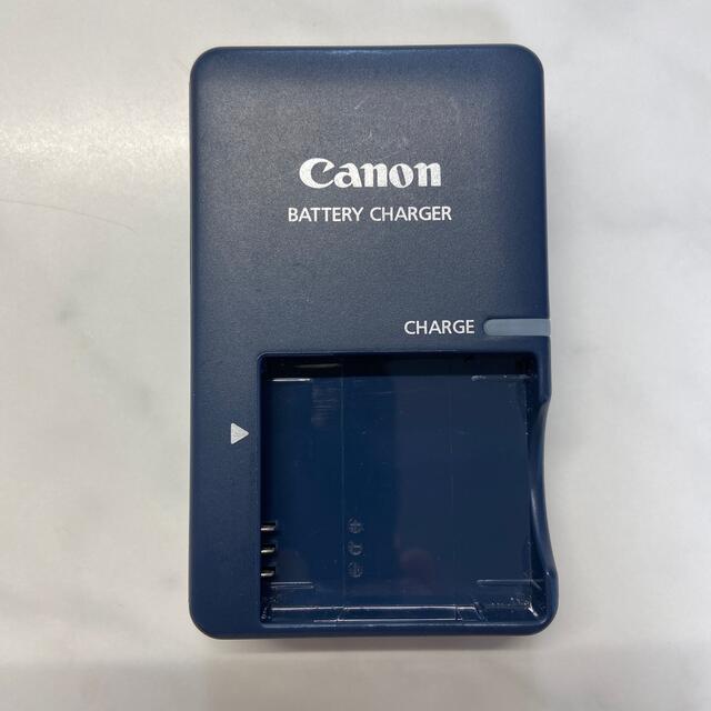 Canon(キヤノン)のキヤノン　デジカメバッテリー充電器　Canon BATTERY CHARGER スマホ/家電/カメラのスマートフォン/携帯電話(バッテリー/充電器)の商品写真