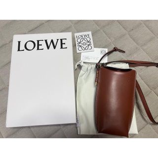 ロエベ(LOEWE)のロエベ　ゲートポケット　タン(ショルダーバッグ)