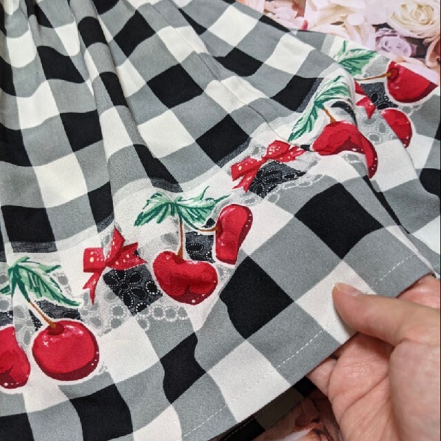 axes femme(アクシーズファム)のリズリサ❤axes femme❤チェック❤さくらんぼ＆リボン♥スカート レディースのスカート(ミニスカート)の商品写真
