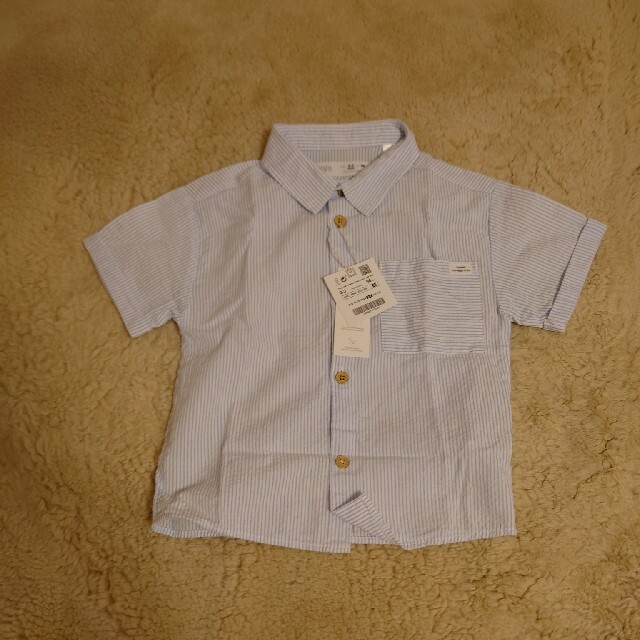 ZARA KIDS(ザラキッズ)の未使用タグ付き ZARA ザラ☆ストライプ半袖シャツ キッズ/ベビー/マタニティのキッズ服男の子用(90cm~)(ジャケット/上着)の商品写真