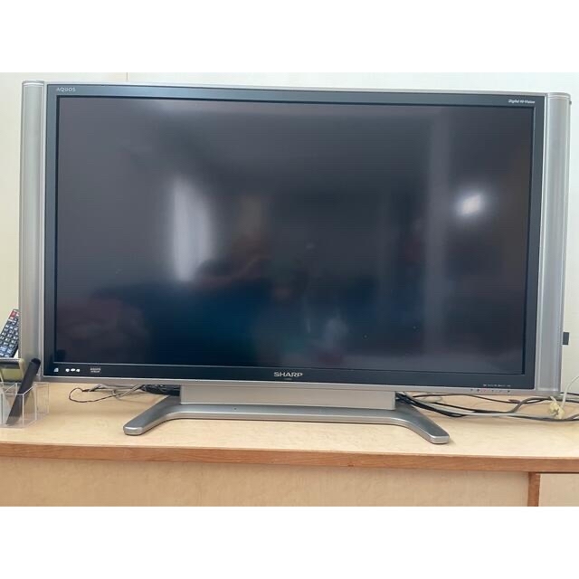 シャープ　AQUOS  ４６インチテレビ　(値下げ)