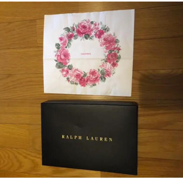 Ralph Lauren(ラルフローレン)のラルフローレン　箱　空箱　薄紙　シール　付き レディースのバッグ(ショップ袋)の商品写真