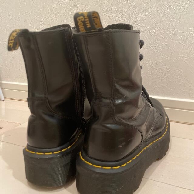 Dr.Martens(ドクターマーチン)のDr.Martens 8ホール　厚底ブーツ レディースの靴/シューズ(ブーツ)の商品写真