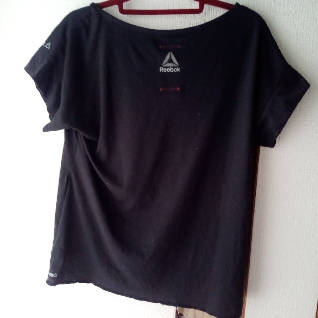 Reebok(リーボック)のReebok　半袖　Tシャツ　M レディースのトップス(Tシャツ(半袖/袖なし))の商品写真