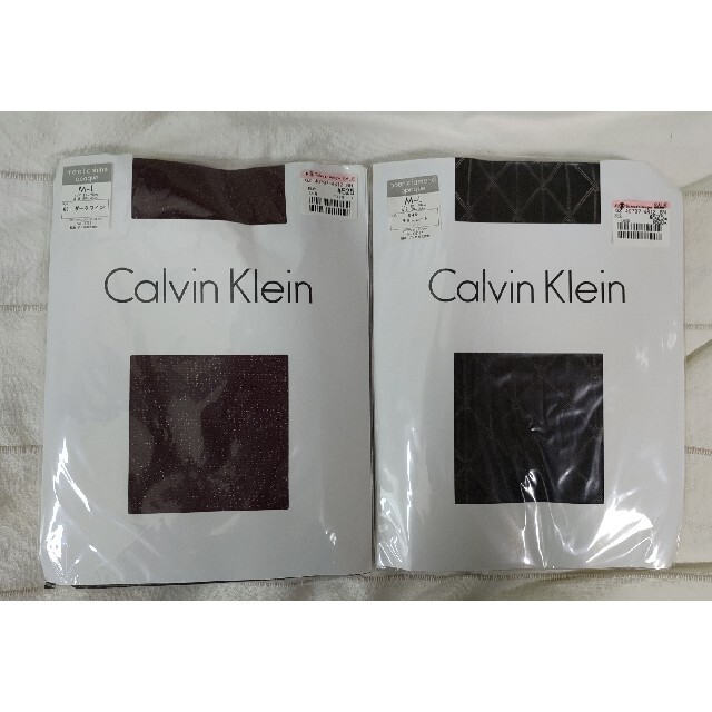 Calvin Klein(カルバンクライン)のカルバンクライン　カラーストッキング２点 レディースのレッグウェア(タイツ/ストッキング)の商品写真