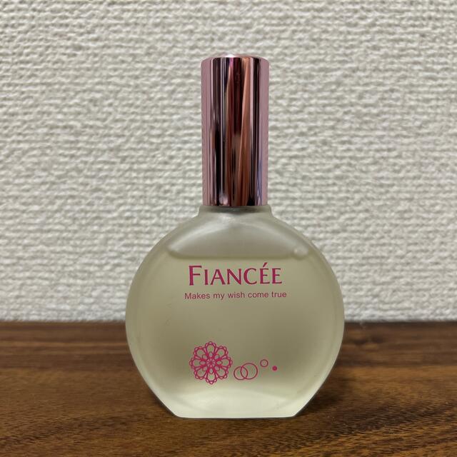FIANCEE(フィアンセ)のフィアンセ　パルファンドトワレ　ピュアシャンプー50ml コスメ/美容の香水(香水(女性用))の商品写真