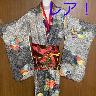 キモノマチ(KIMONOMACHI)の[💐希少レア‼️ 金箔柄　中振り袖　新品:未使用💐](着物)