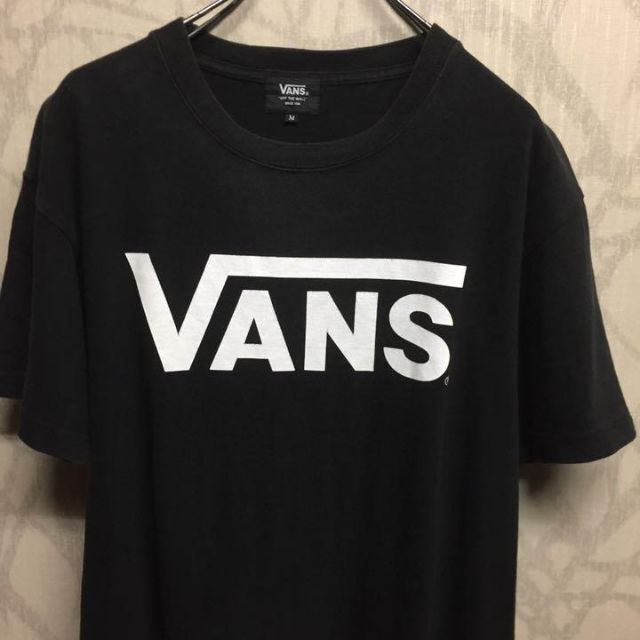 VANS(ヴァンズ)の【レア】バンズ　Tシャツ　半袖　胸ビッグロゴ　ブラック メンズのトップス(Tシャツ/カットソー(半袖/袖なし))の商品写真