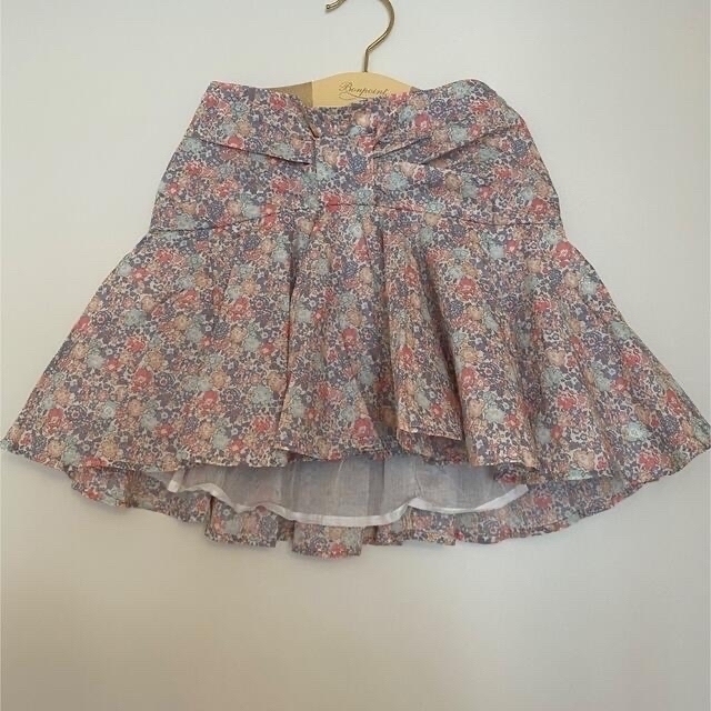 Bonpoint(ボンポワン)の【専用】ボンポワン☆ス3点セット☆size8 キッズ/ベビー/マタニティのキッズ服女の子用(90cm~)(スカート)の商品写真