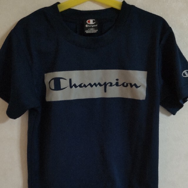 Champion(チャンピオン)の140　半袖シャツ キッズ/ベビー/マタニティのキッズ服男の子用(90cm~)(Tシャツ/カットソー)の商品写真