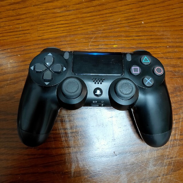 PS4のコントローラー