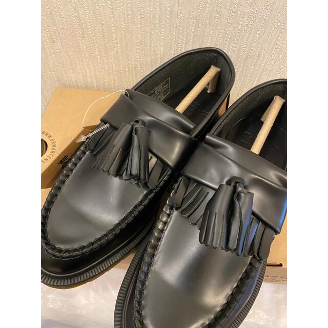 Dr.Martens(ドクターマーチン)のドクターマーチン　エイドリアン　スムースレザー  タッセルローファー　ブラック　 レディースの靴/シューズ(ローファー/革靴)の商品写真