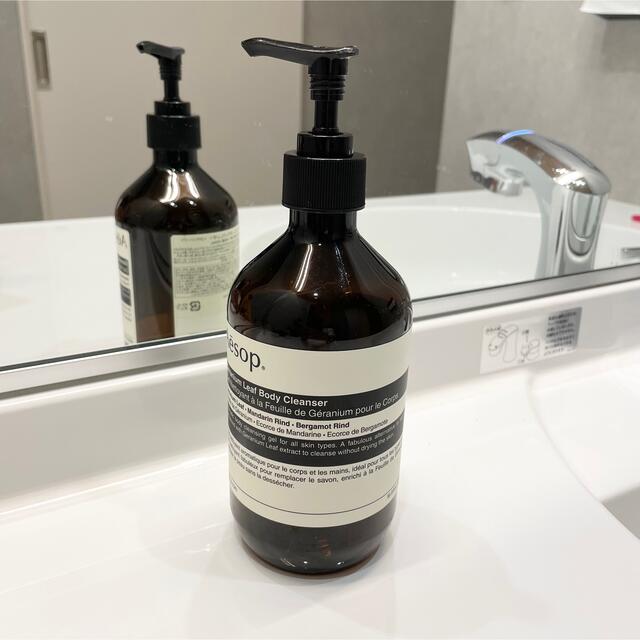 Aesop(イソップ)のイソップ aesop ボディクレンザー11 空容器 コスメ/美容のボディケア(ボディソープ/石鹸)の商品写真