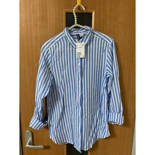 エイチアンドエム(H&M)のエイチアンドエム　新品未使用　ブルー　ストライプ　シャツ　羽織り　ブラウス(Tシャツ(長袖/七分))