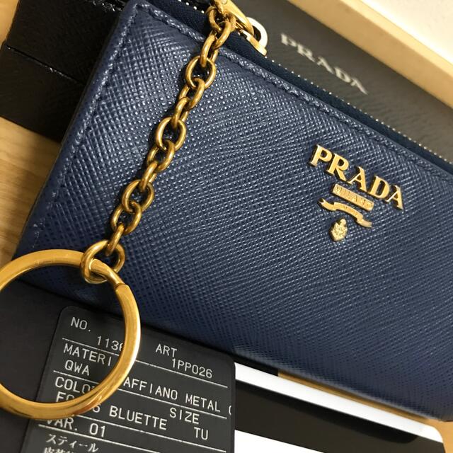 美品　PRADA プラダ　キーリング付　コインケース　カードケース　ブルー