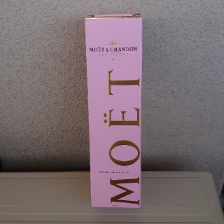 モエエシャンドン(MOËT & CHANDON)のMOET&CHANDON CHAMPAGNE ROSE INPERIAL(ワイン)