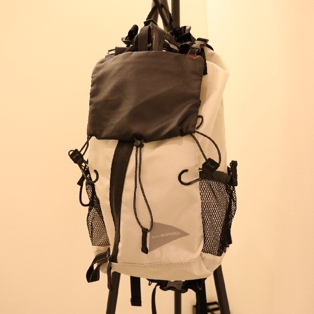 and wander 30L バックパック