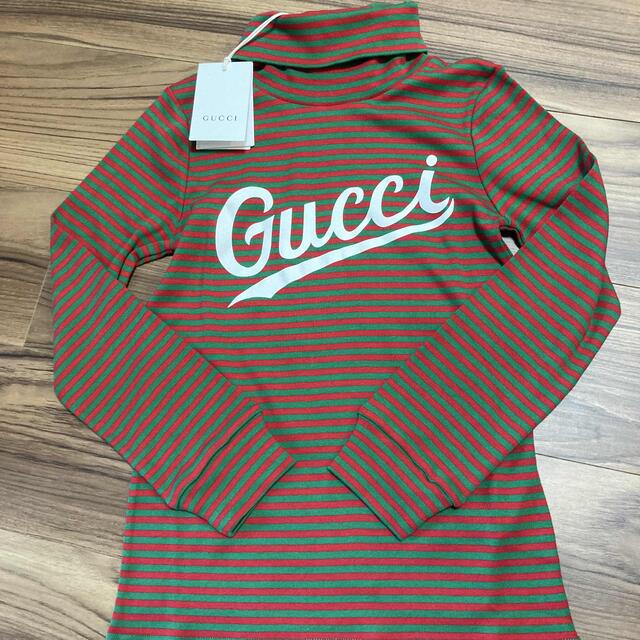 Gucci(グッチ)のGUCCI グッチ　タートルネック　クリスマスカラー　ロンT カットソー　長袖 キッズ/ベビー/マタニティのキッズ服女の子用(90cm~)(Tシャツ/カットソー)の商品写真