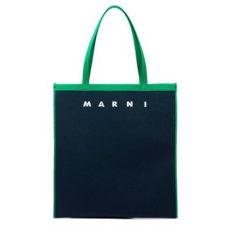 極美品　MARNI  フラワーフィッシュバッグ　ニットトートバッグ