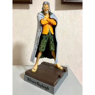 ワンピース(ONE PIECE)の【美品】ONE PIECE フィギュア シルバーズレイリー(キャラクターグッズ)