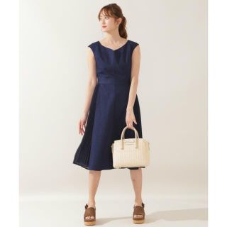 ジルバイジルスチュアート(JILL by JILLSTUART)の美品　ジルバイジルスチュアート デニムプリーツドレス ワンピース(ひざ丈ワンピース)